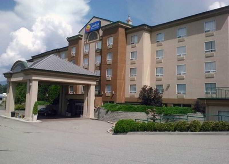 Comfort Inn & Suites Salmon Arm Exterior foto