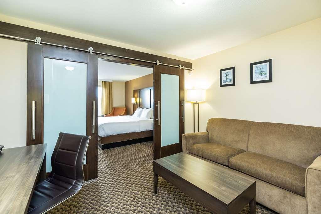Comfort Inn & Suites Salmon Arm Quarto foto